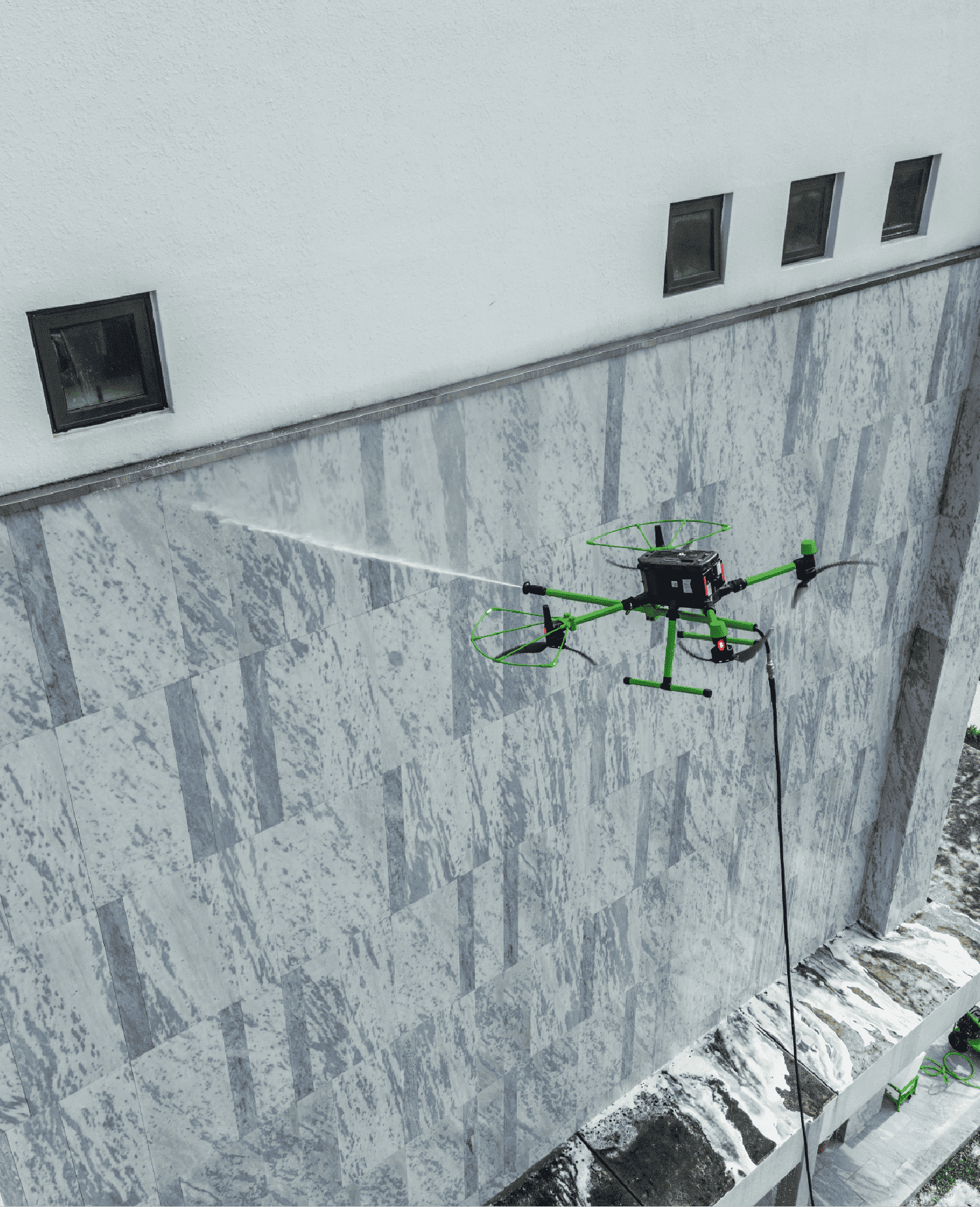 Spider Clean & Peakfly | Facade Cleaning